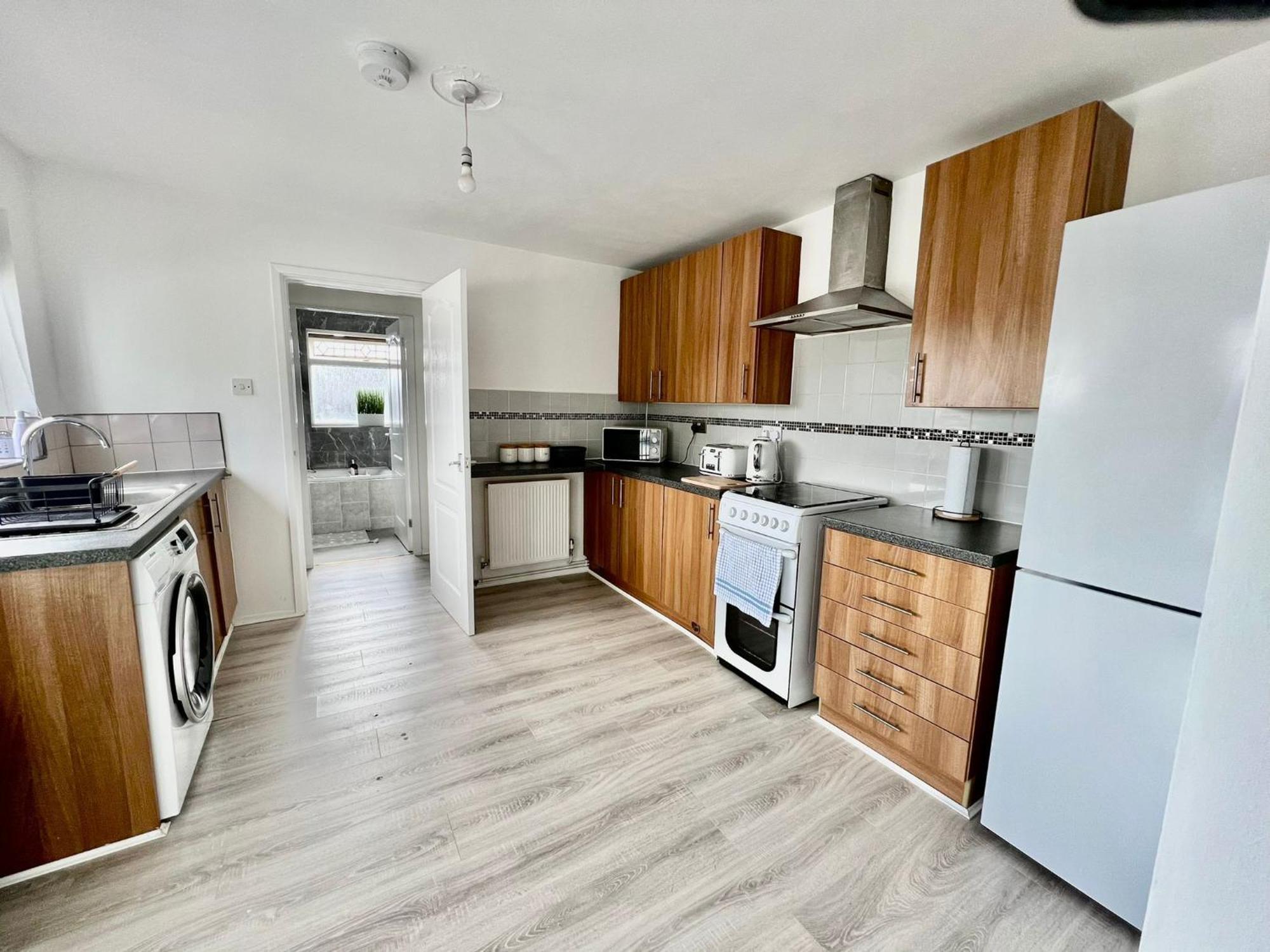 Executive 3 Bedroom Port Talbot Town Centre Margam Sleeps 7 Exterior foto